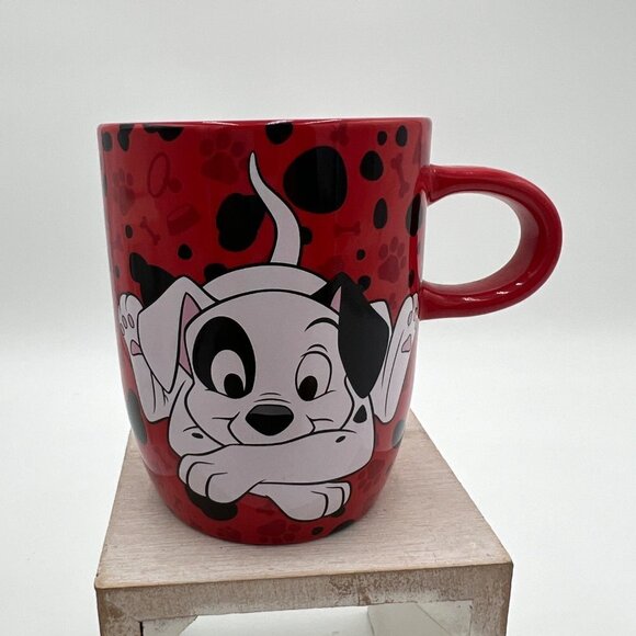 Walt Disney 101 Dalmatians Coffee Mug Cup Red - Picture 2 of 8